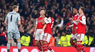 更多地承担 更多地承担